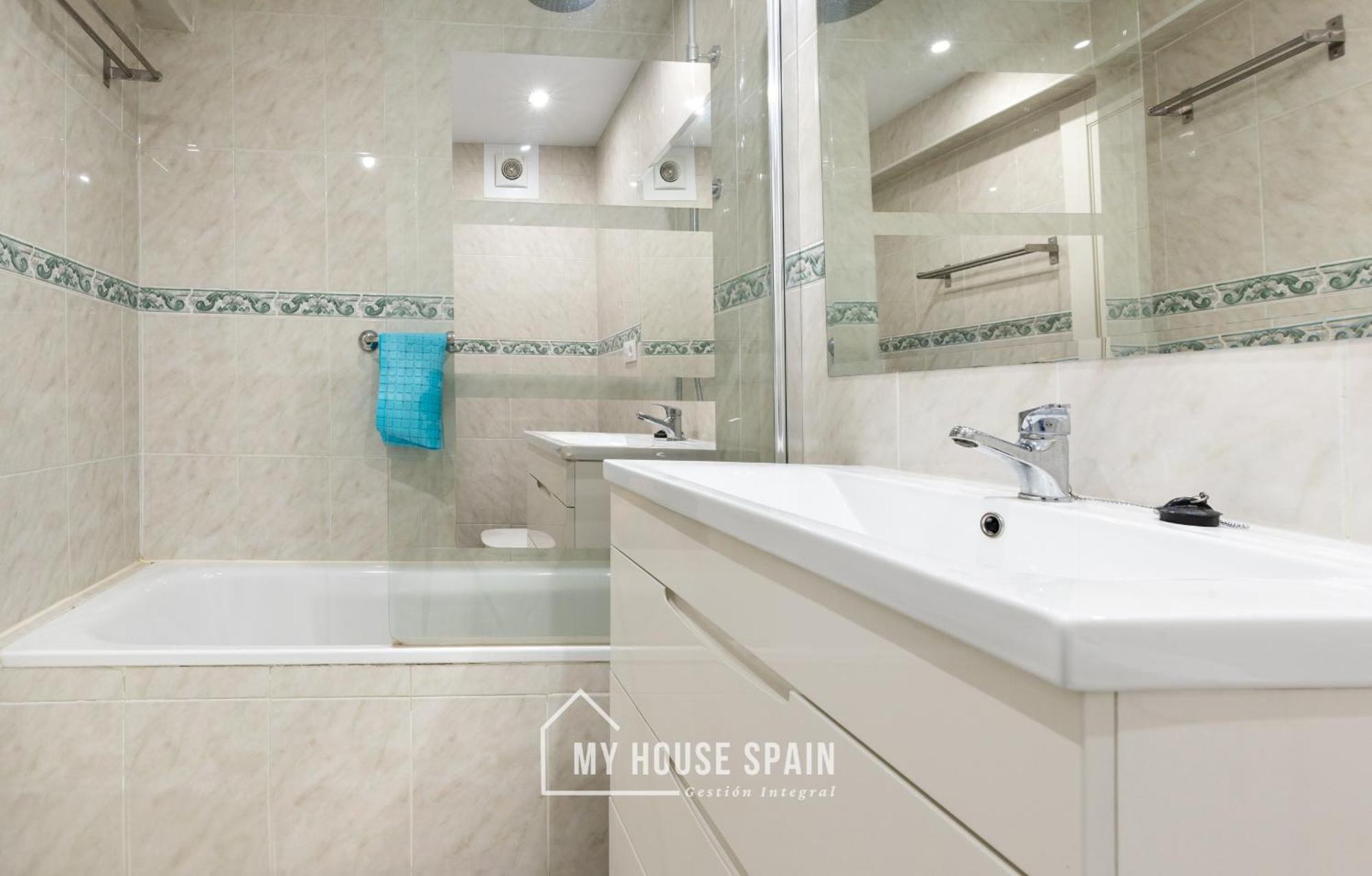Myhousespain - Radiante Piso Junto A La Playa Хихон Экстерьер фото